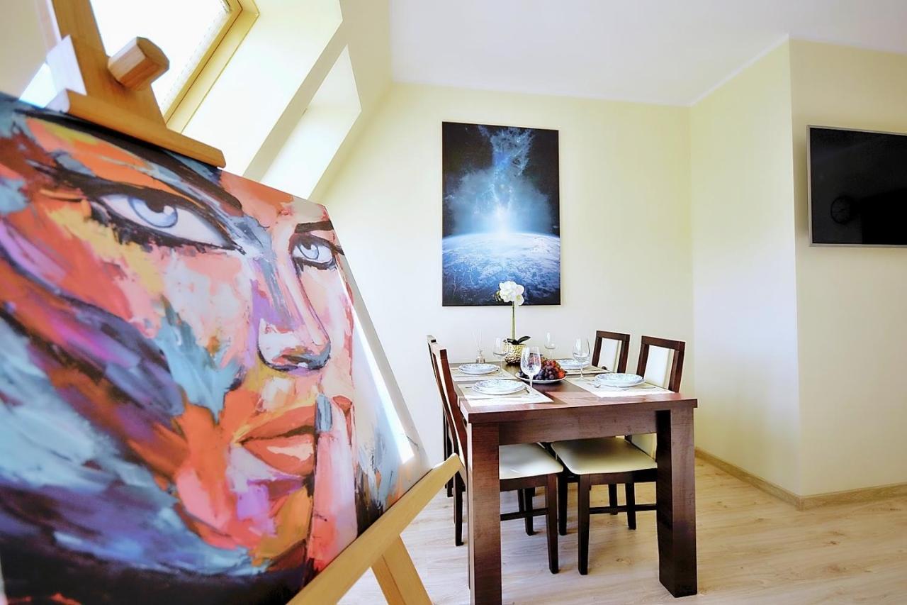 50 M Do Plazy Thobruk Apartamenty Piekna Dama Z Kolobrzegu Exterior photo
